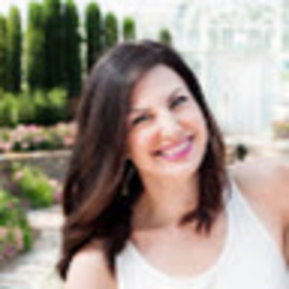 Meet your Posher, Deborah - Picture 1 of 1